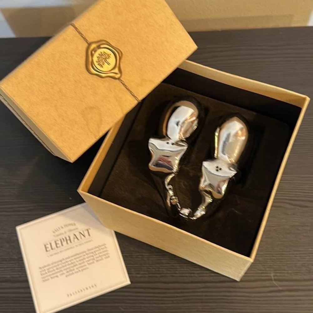 Pottery Barn Silver Elephant Salt & Pepper Shakers